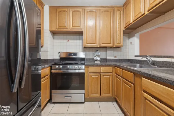 $325,000 | 94-11 59th Avenue, Unit G6 | Elmhurst