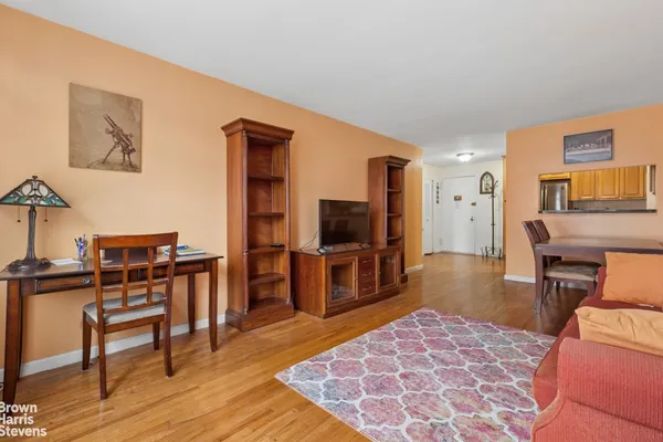 $325,000 | 94-11 59th Avenue, Unit G6 | Elmhurst