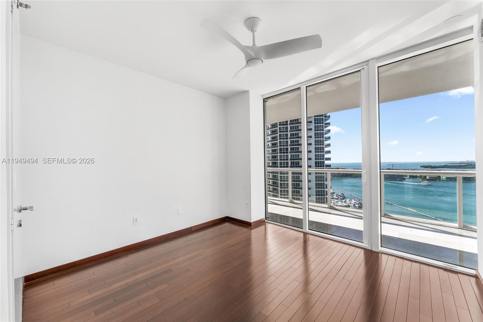 450 Alton Road, Unit 2703 Miami Beach, FL 33139 - Photo 15 of 25