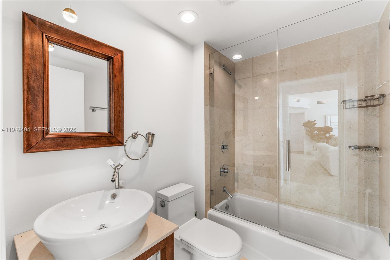 450 Alton Road, Unit 2703 Miami Beach, FL 33139 - Photo 16 of 25