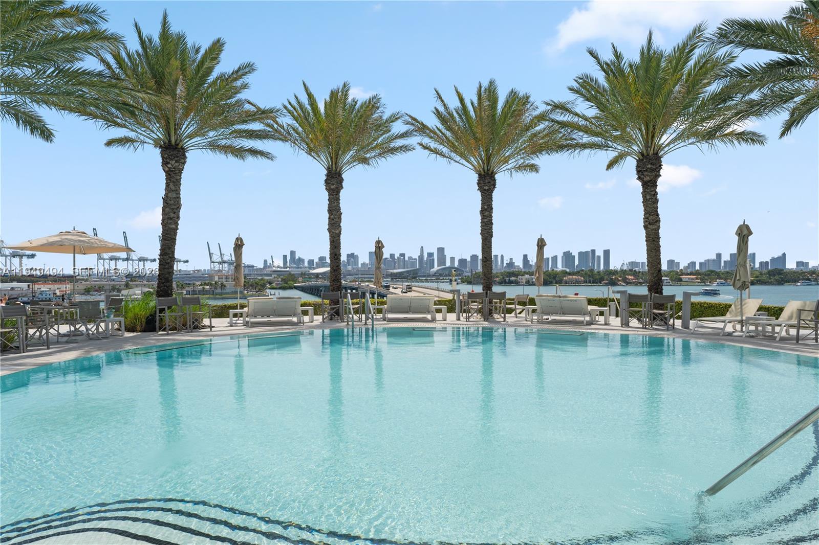 450 Alton Road, Unit 2703 Miami Beach, FL 33139 - Photo 19 of 25