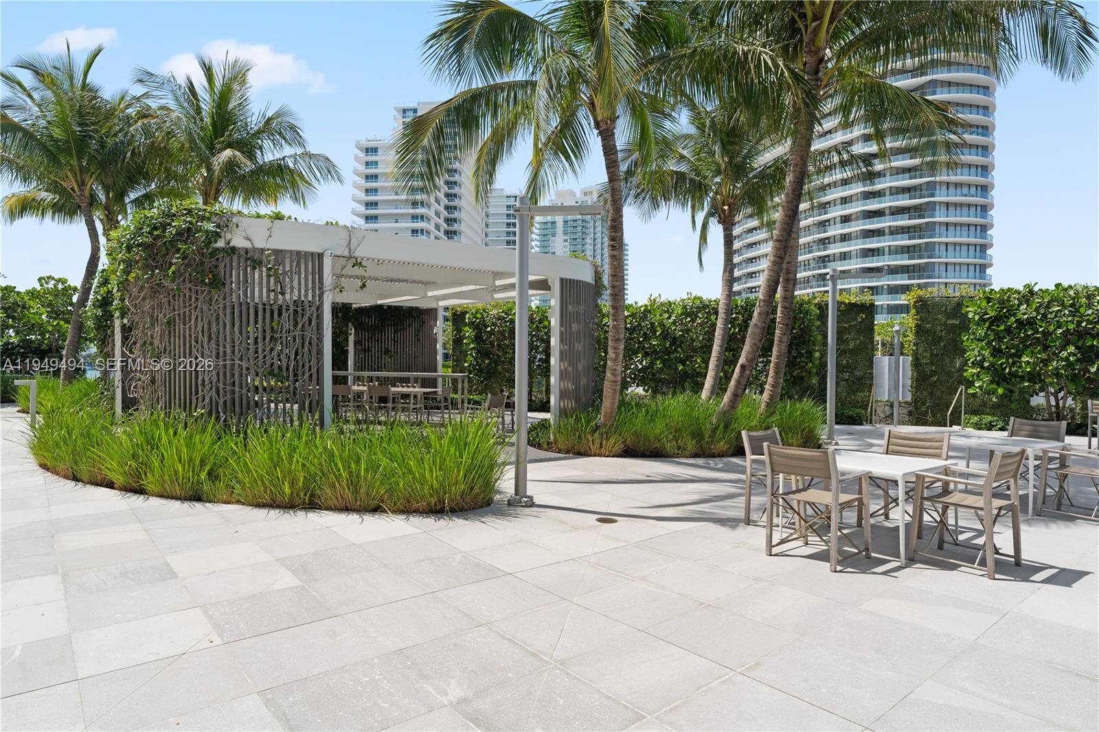 450 Alton Road, Unit 2703 Miami Beach, FL 33139 - Photo 22 of 25