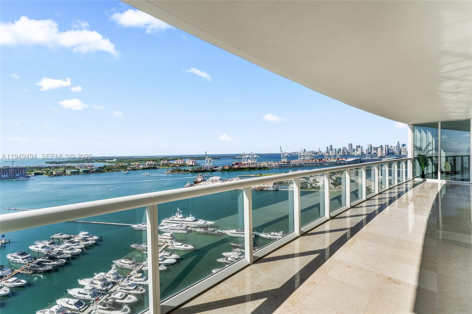 450 Alton Road, Unit 2703 Miami Beach, FL 33139 - Photo 3 of 25