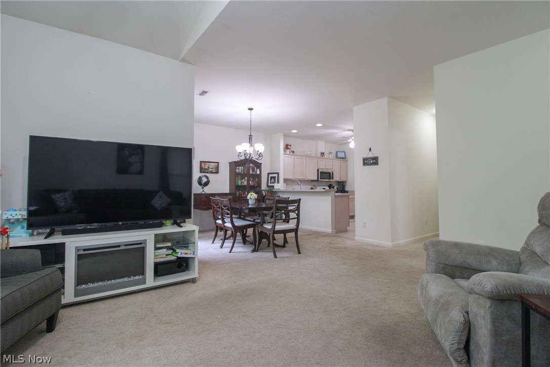 276 Wilcox Road Youngstown, OH 44515 - Photo 6 of 37 Gallery Image 6