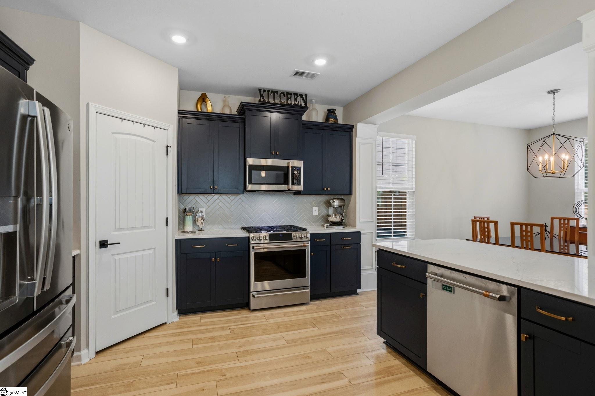 121 Hyssop Court Greenville, SC 29607 - Photo 13 of 42