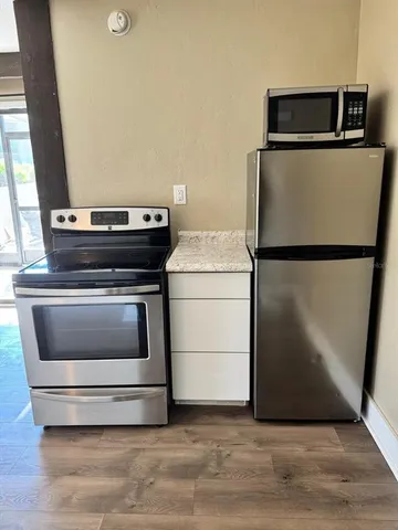 $850 | 2241 Burnway Road, Unit 2241, Haines City, FL 33844