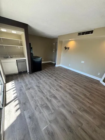 $850 | 2241 Burnway Road, Unit 2241, Haines City, FL 33844