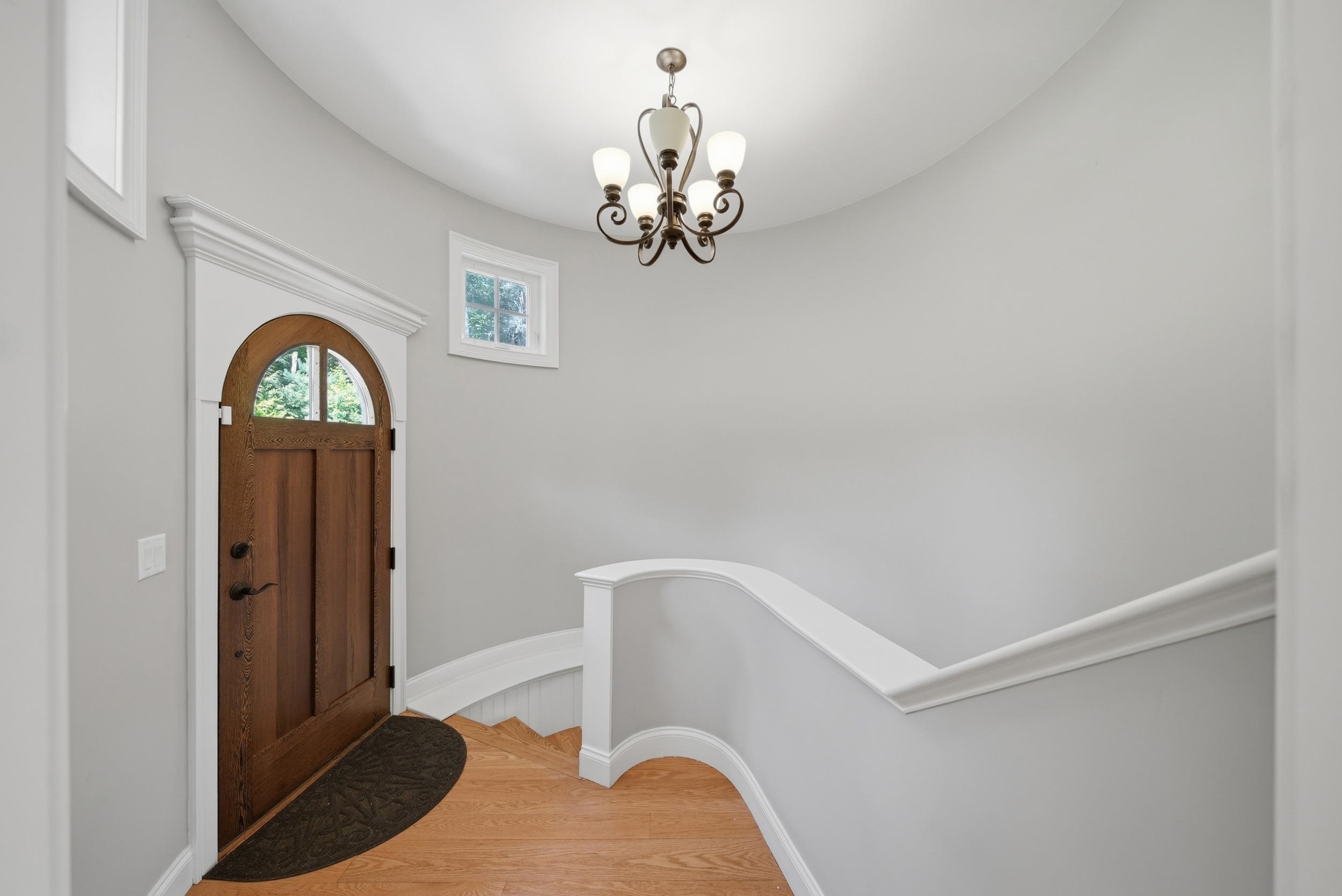 4 South Grater Road Merrimack, NH 03054 - Photo 8 of 59 Gallery Image 8