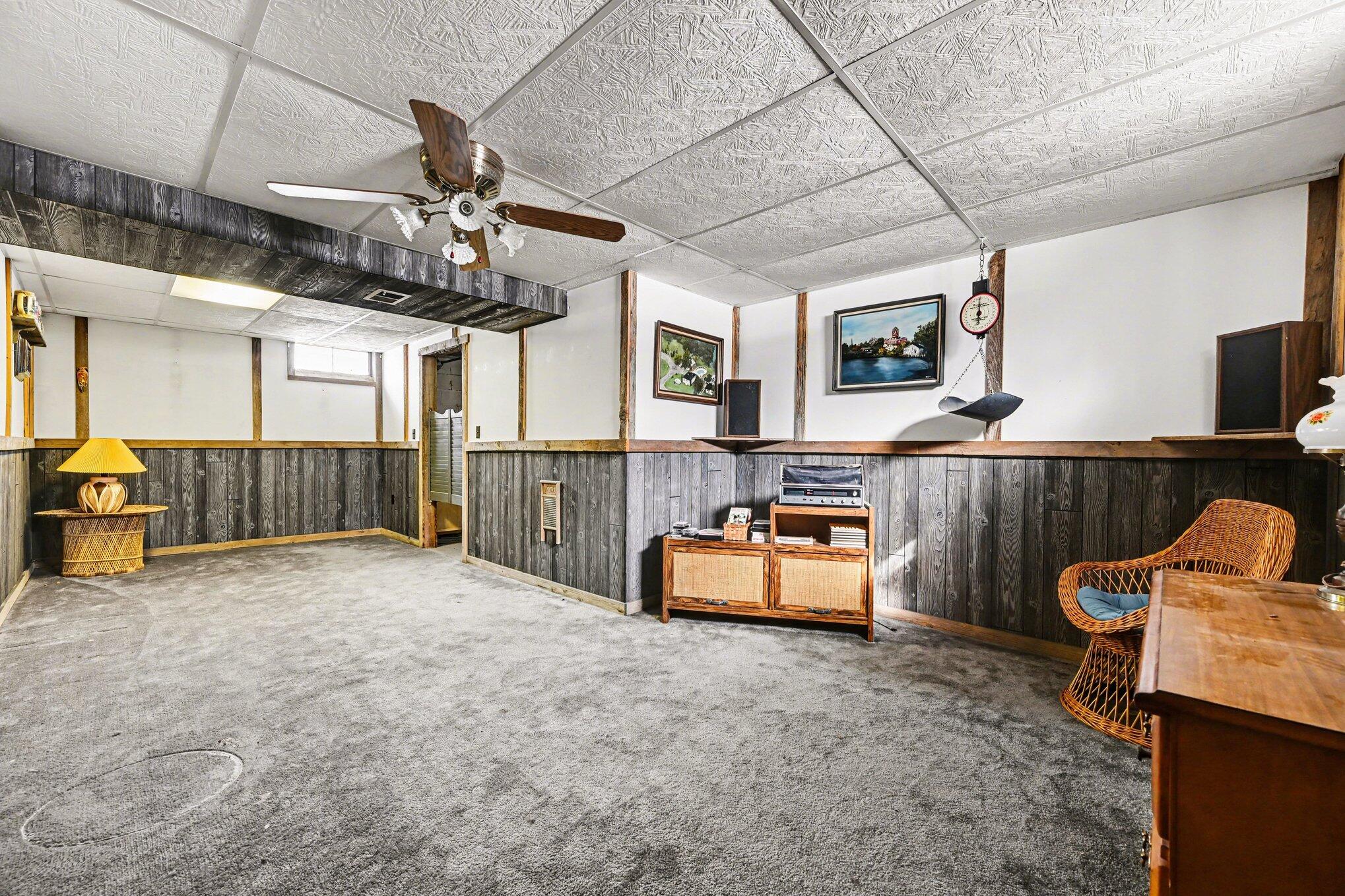 3513 Monroe Road Allegan, MI 49010 - Photo 7 of 22 015_file_1080