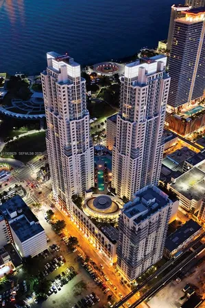 $5,000 | 253 Northeast 2nd Street, Unit 1602, Miami, FL 33132