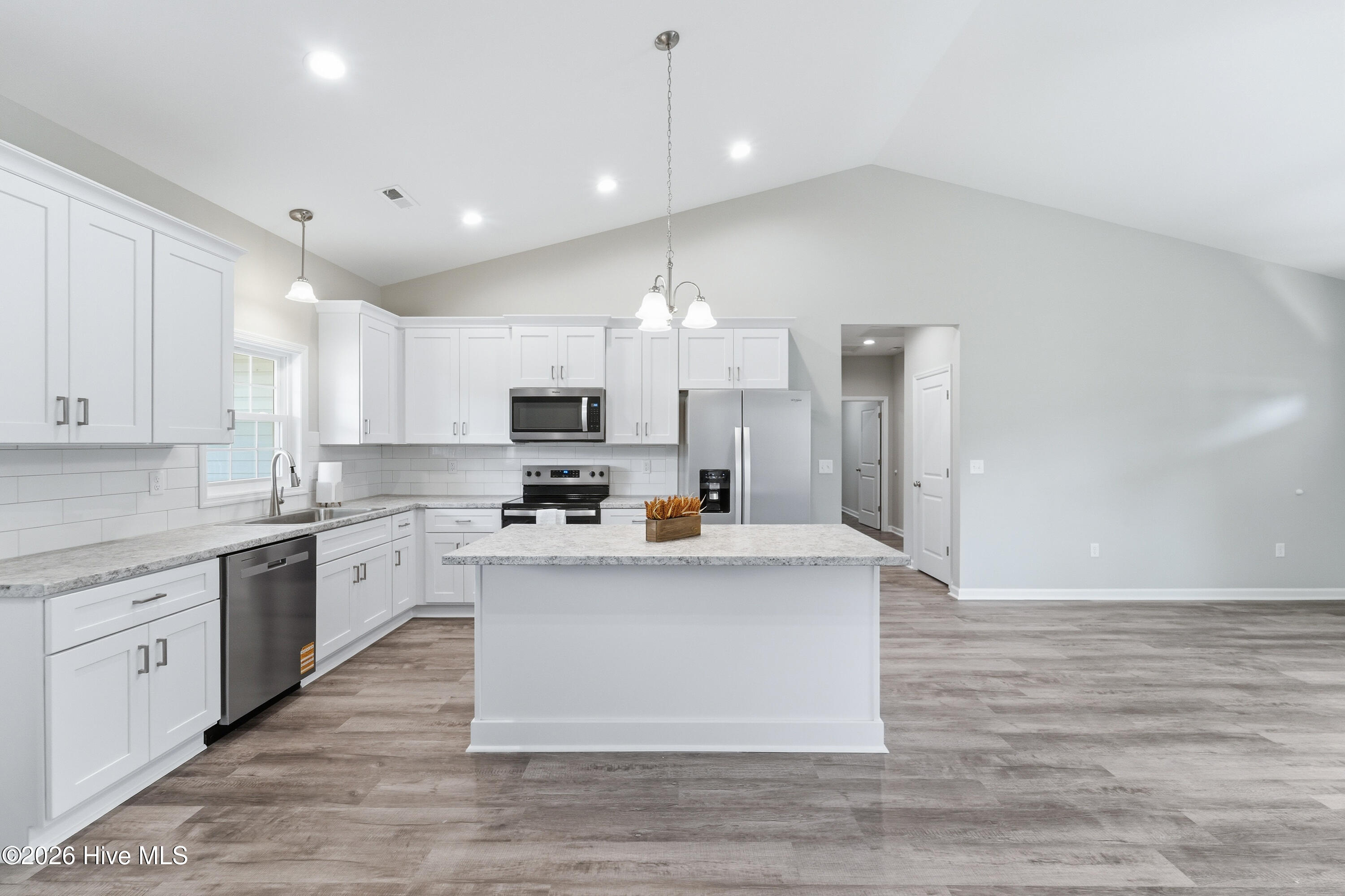 1992 Catherine Lake Road Richlands, NC 28574 - Photo 11 of 38 DSC06001