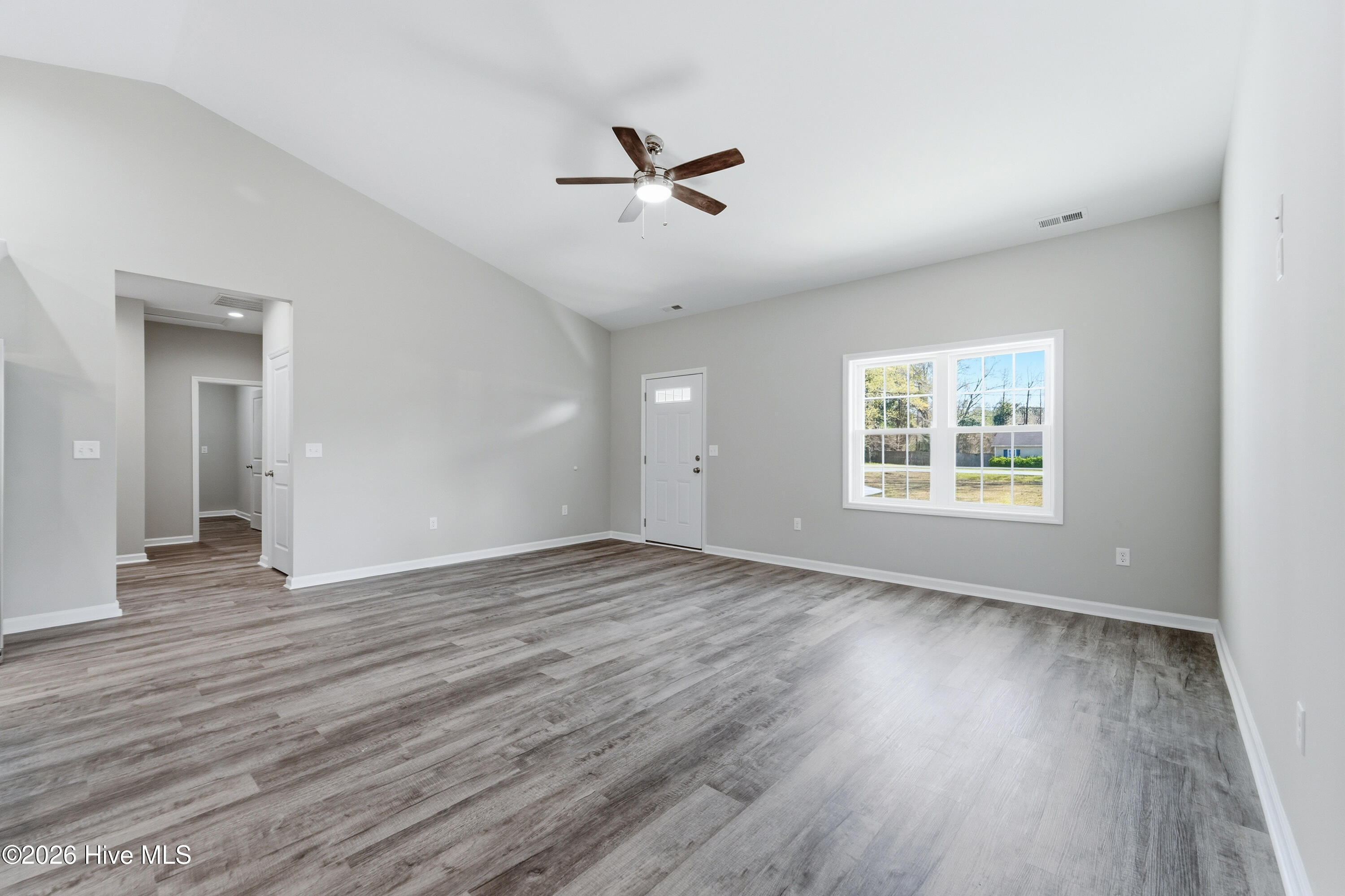 1992 Catherine Lake Road Richlands, NC 28574 - Photo 6 of 38 DSC05971