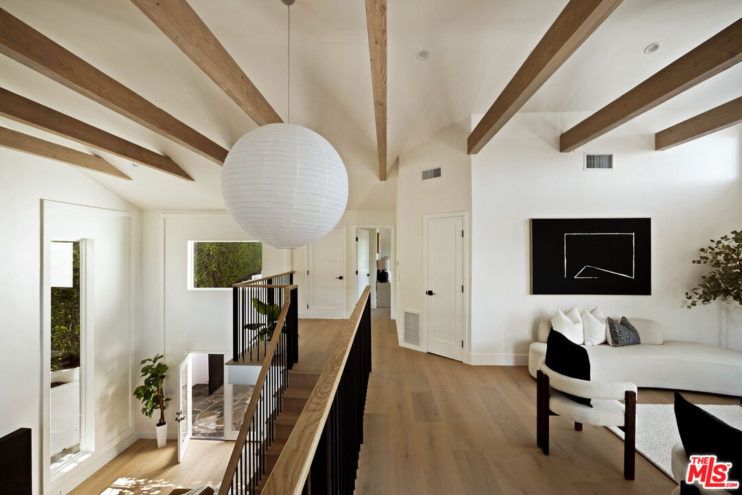 4041 Davana Road Sherman Oaks, CA 91423 - Photo 23 of 35