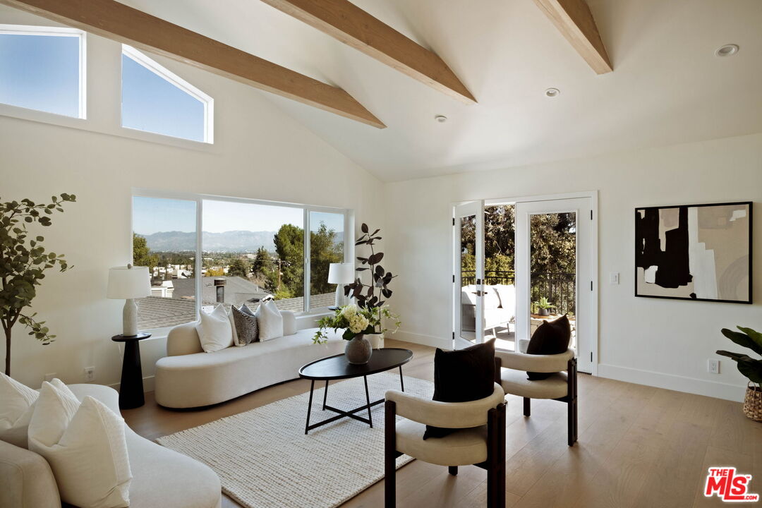 4041 Davana Road Sherman Oaks, CA 91423 - Photo 24 of 35