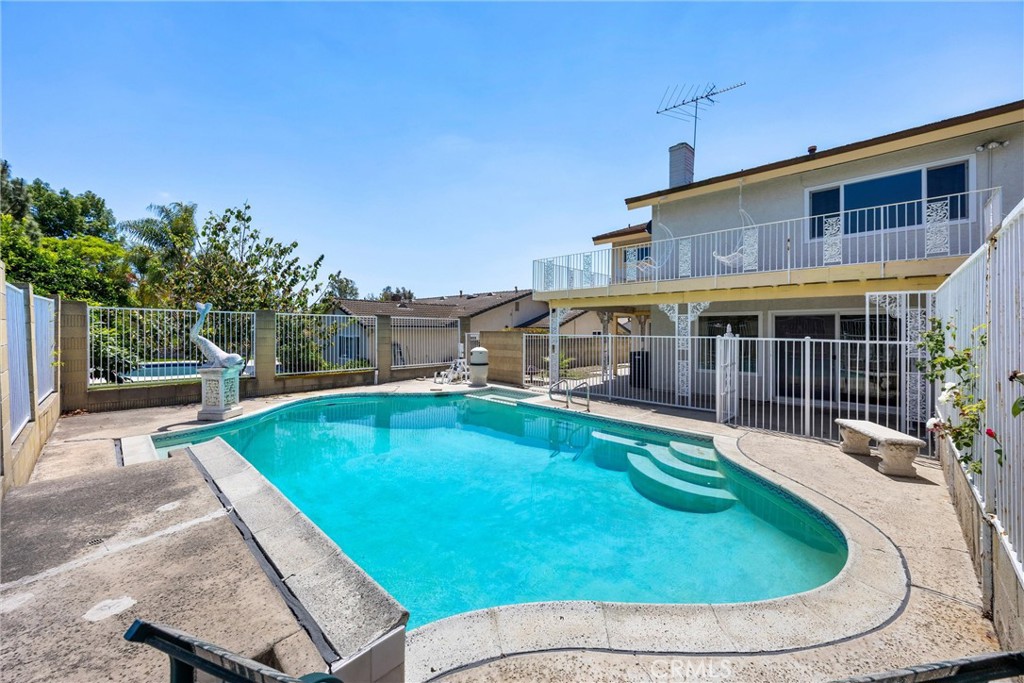2132 Camino Rey Fullerton, CA 92833 - Photo 12 of 60