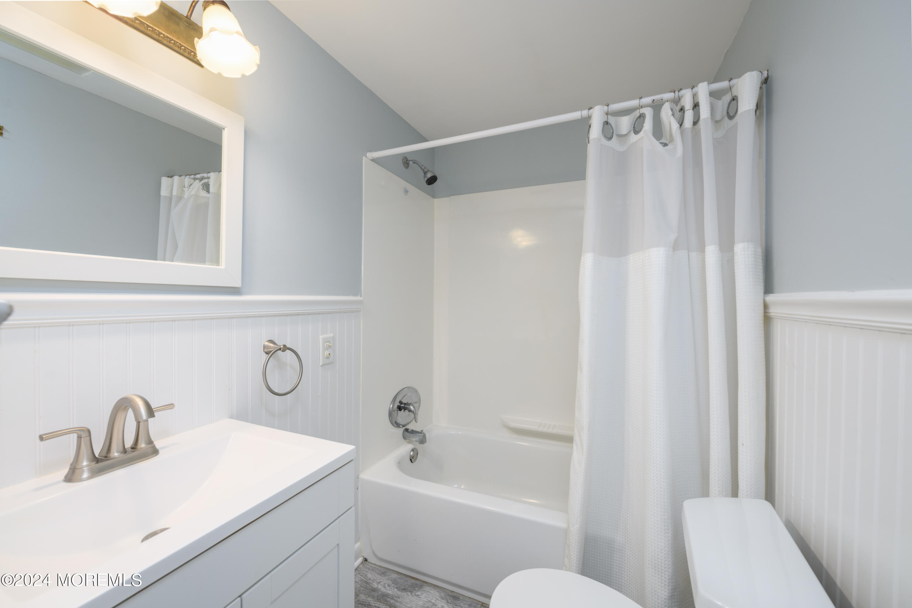 85 Ave Of Two Rivers Rumson, NJ 07760 - Photo 11 of 21 BAP_7669-Edit