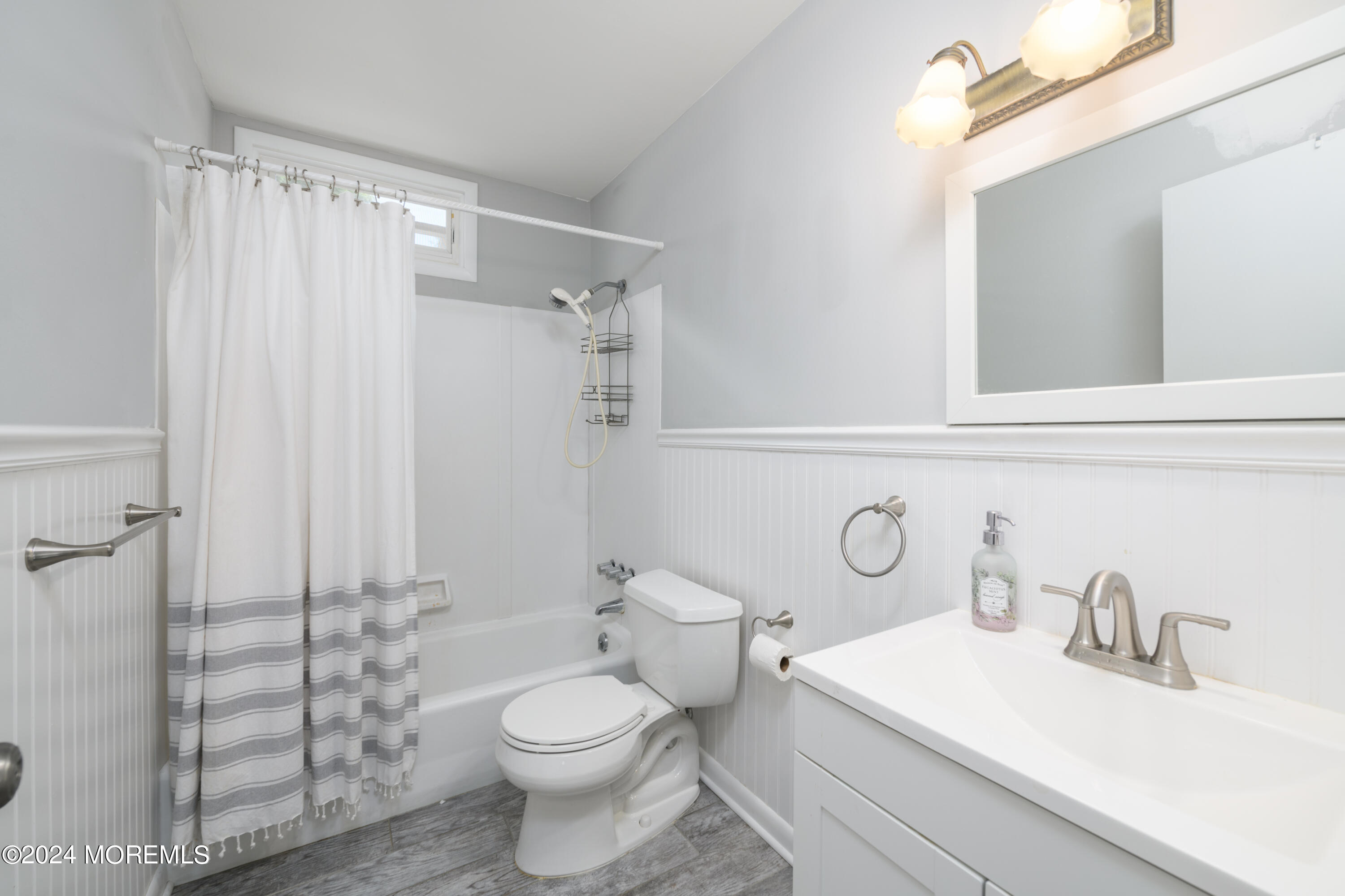 85 Ave Of Two Rivers Rumson, NJ 07760 - Photo 8 of 21 BAP_7646-Edit