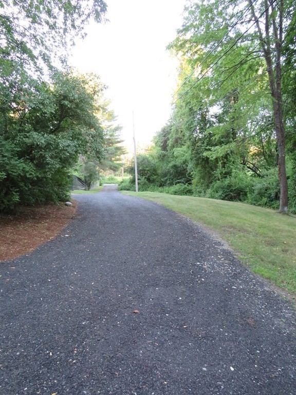 8 Meadow Road Townsend, MA 01469 - Photo 8 of 30