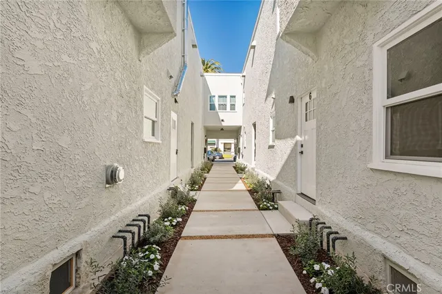 $2,650 | 1822 East 2nd, Unit 8, Long Beach, CA 90802