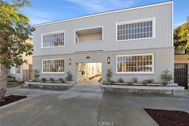 $2,650 | 1822 East 2nd, Unit 8, Long Beach, CA 90802