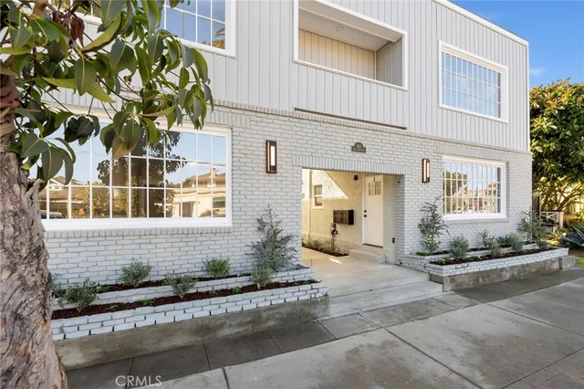 $2,650 | 1822 East 2nd, Unit 8, Long Beach, CA 90802