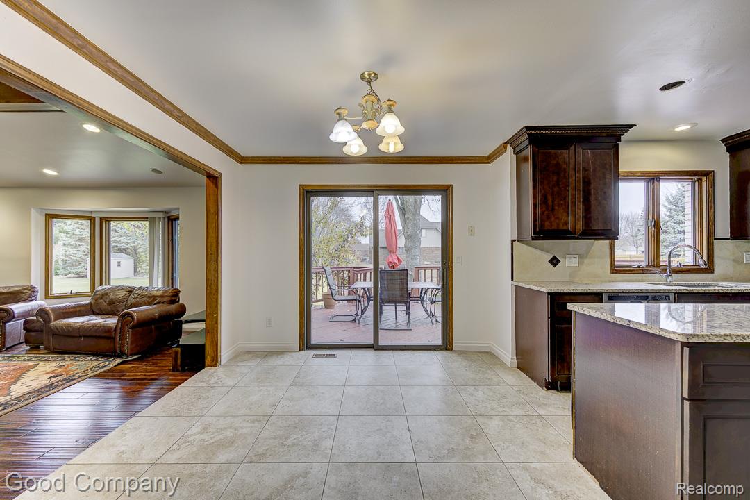 38092 Westchester Road Sterling Heights, MI 48310 - Photo 18 of 53 38092 Westchester Rd.-15.jpg