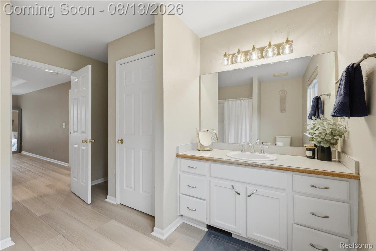1393 Remsing Street Hartland, MI 48353 - Photo 29 of 71 Roomy with deep linen closet