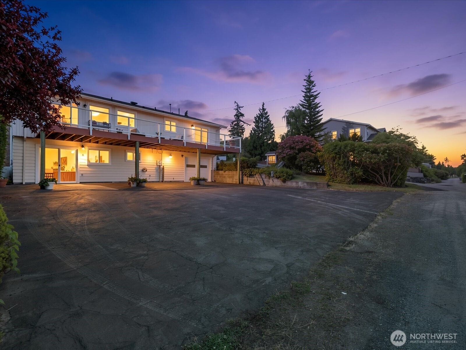 3420 West 3rd Street Anacortes, WA 98221 - Photo 4 of 40