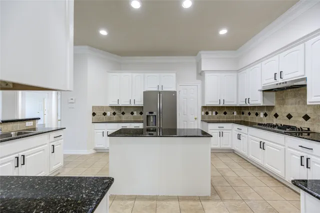 $695,000 | 10815 Ashland Bridge Lane, Sugar Land, TX 77498