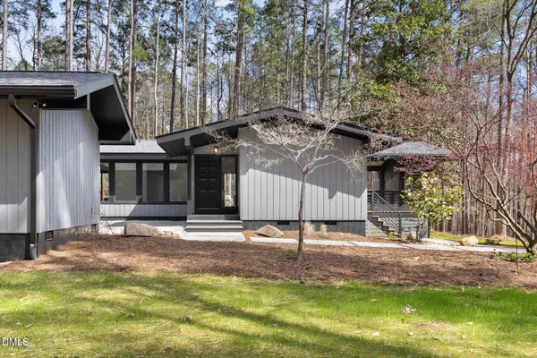 $1,650,000 | 202 Mimosa Drive, Chapel Hill, NC 27514