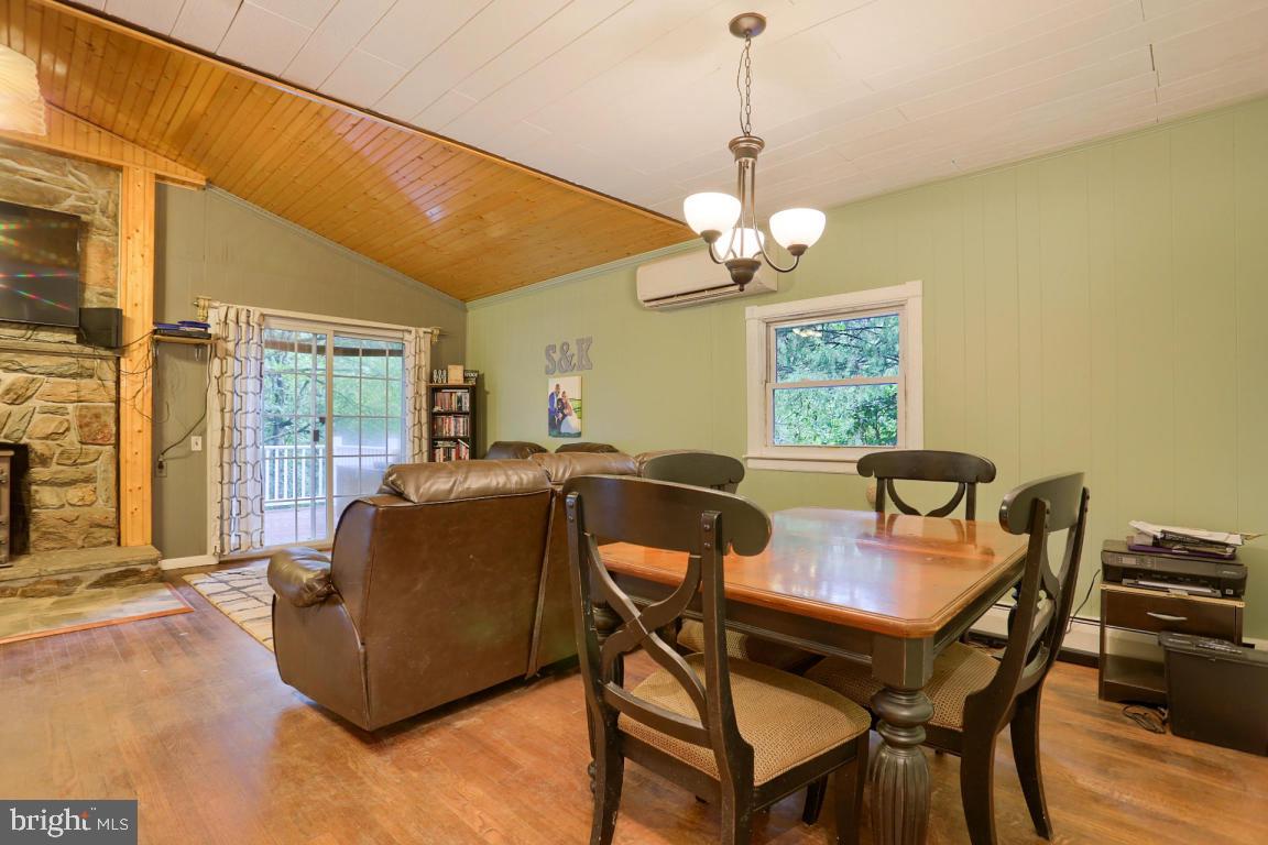 132 Hilltop Road Delta, PA 17314 - Photo 8 of 54 Gallery Image 8
