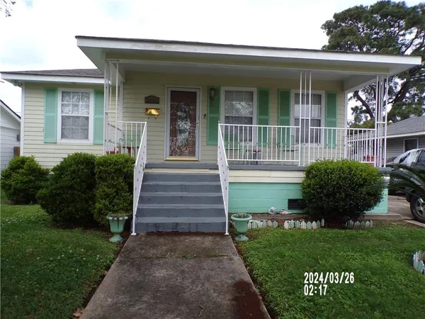 $265,000 | 3621 West Loyola Drive, Kenner, LA 70065