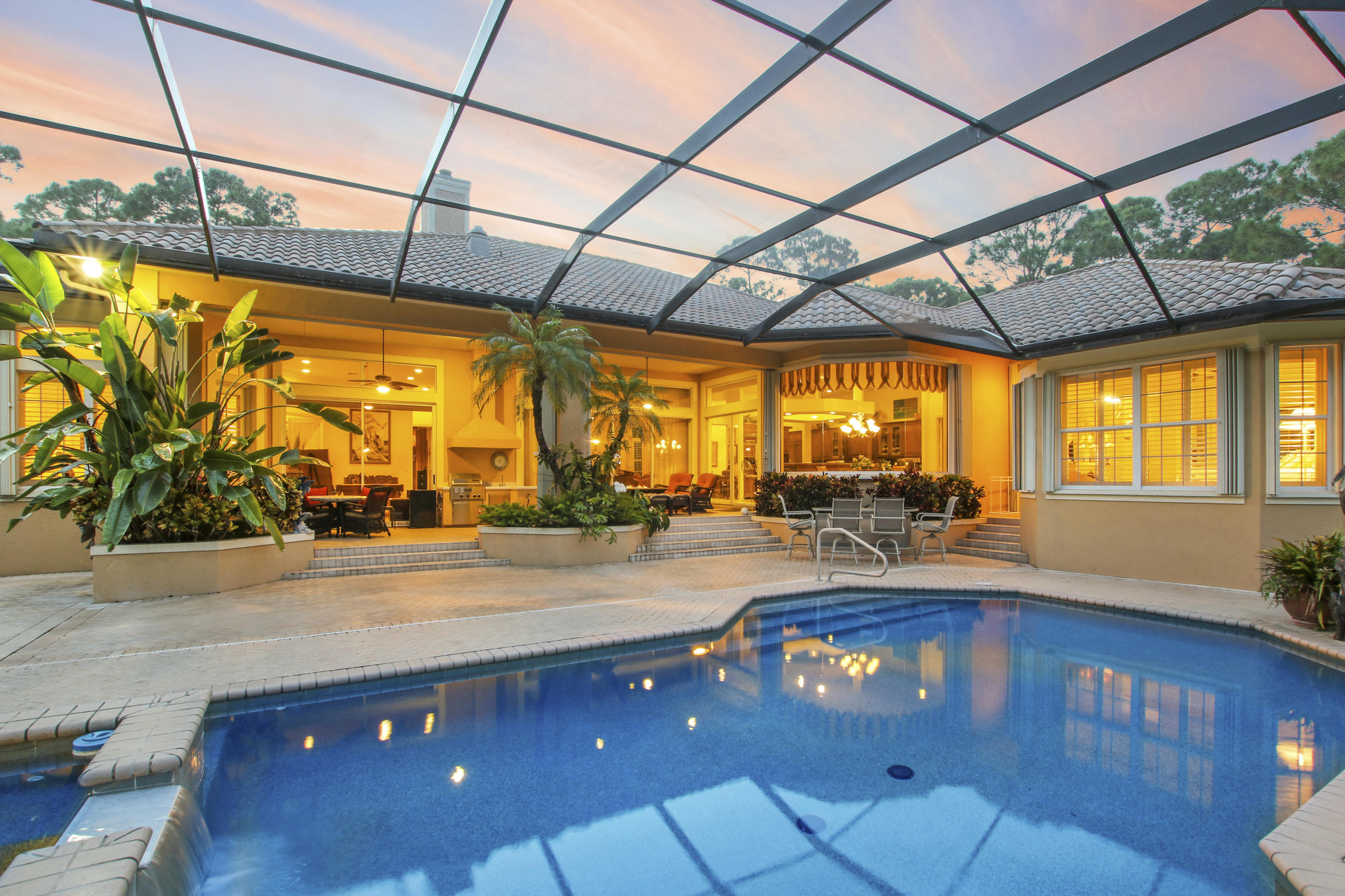 19051 Southeast Crosswinds Road Jupiter, FL 33478 - Photo 3 of 41 Outdoor living areas