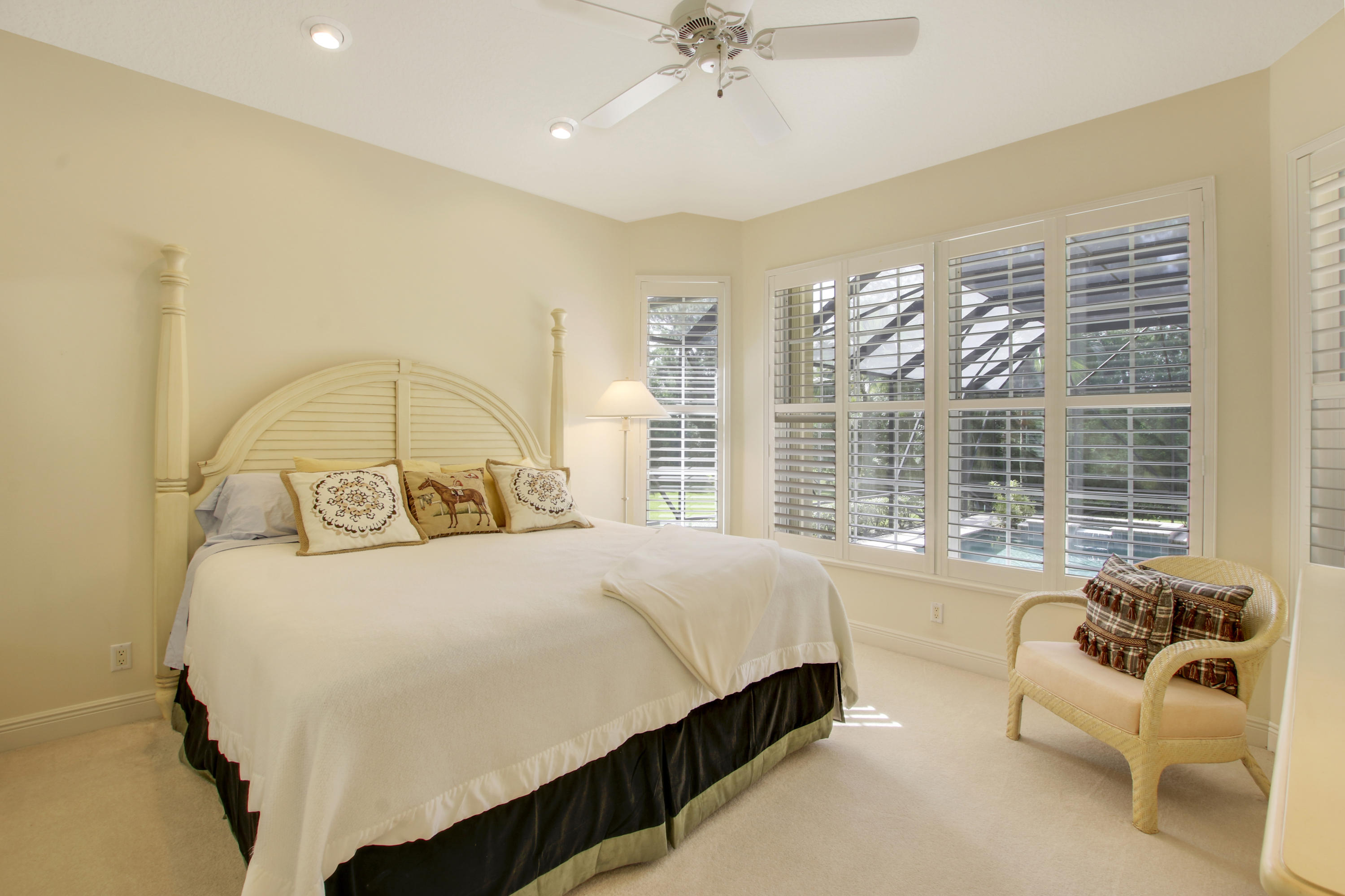 19051 Southeast Crosswinds Road Jupiter, FL 33478 - Photo 33 of 41 Guest w pool view