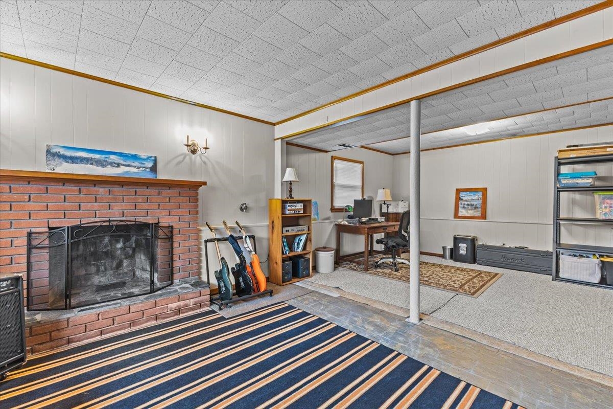 68 Sharon Drive Williston, VT 05495 - Photo 35 of 40