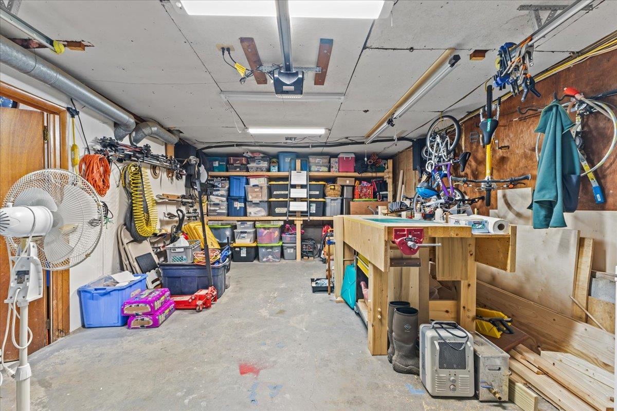 68 Sharon Drive Williston, VT 05495 - Photo 37 of 40