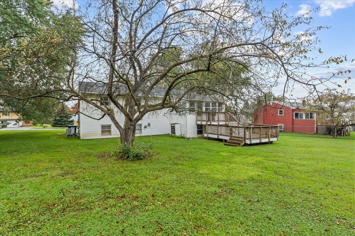 68 Sharon Drive Williston, VT 05495 - Photo 5 of 40