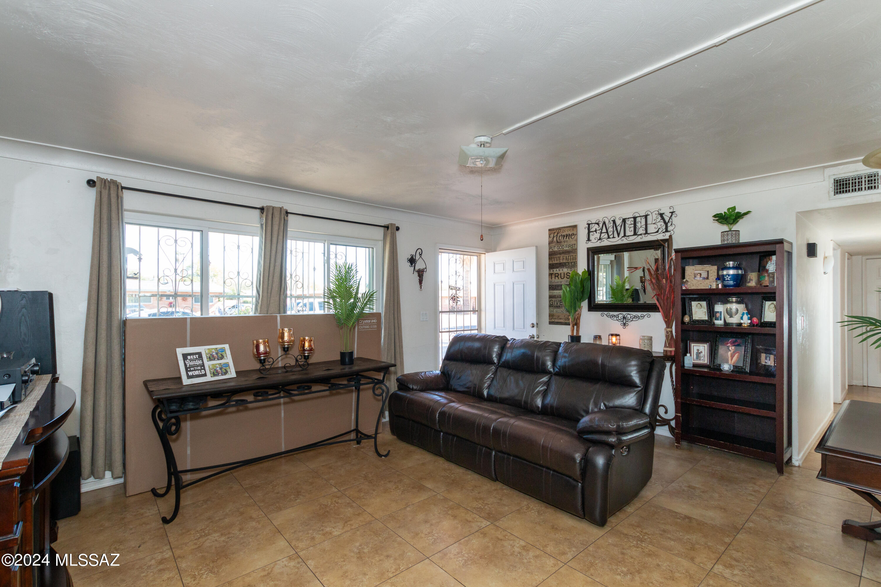 3517 North Olive Road Tucson, AZ 85719 - Photo 5 of 50 Gallery Image 5