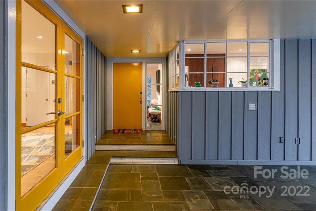 222 Country Club Road Asheville, NC 28804 - Photo 45 of 48 Gallery Image 45