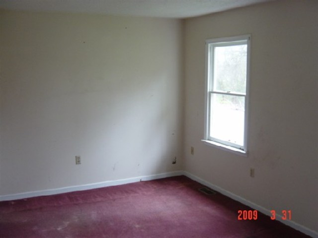 222 Verner Springs Road Greenville, SC 29609 - Photo 5 of 8 Gallery Image 5