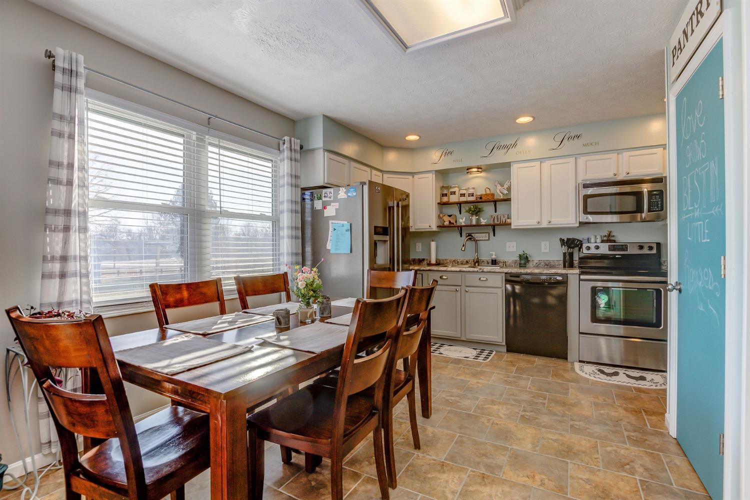 3323 Harris Road Hamilton, OH 45013 - Photo 13 of 32