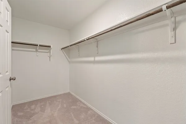 $2,200 | 420 Bella Luna Way, Liberty Hill, TX 78642