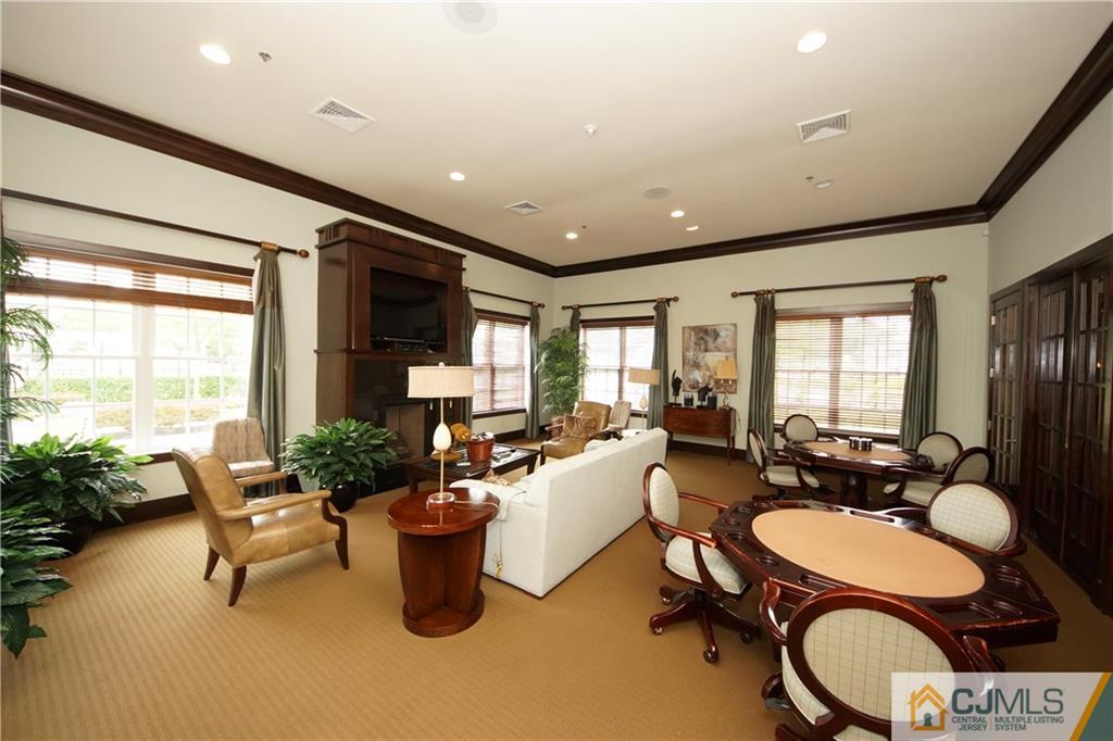 45 Pebble Creek Road Dayton, NJ 08810 - Photo 19 of 25 Gallery Image 19