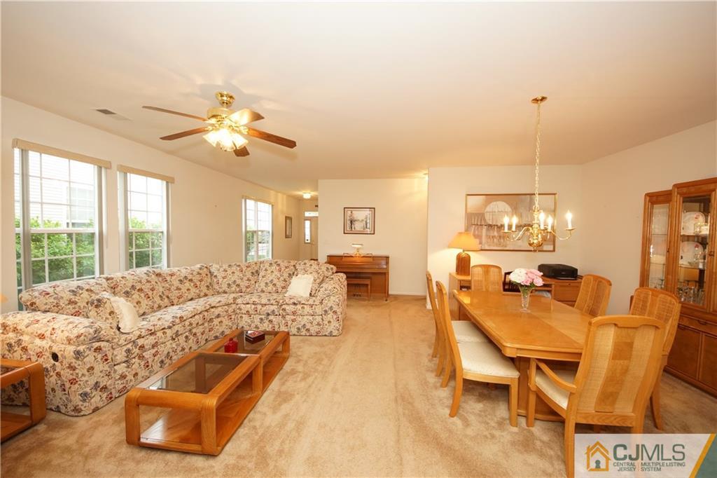 45 Pebble Creek Road Dayton, NJ 08810 - Photo 5 of 25 Gallery Image 5