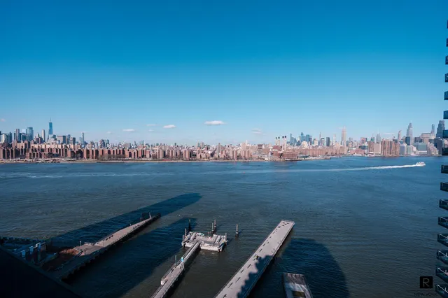 $2,295,000 | 22 North 6th Street, Unit 20D | Williamsburg