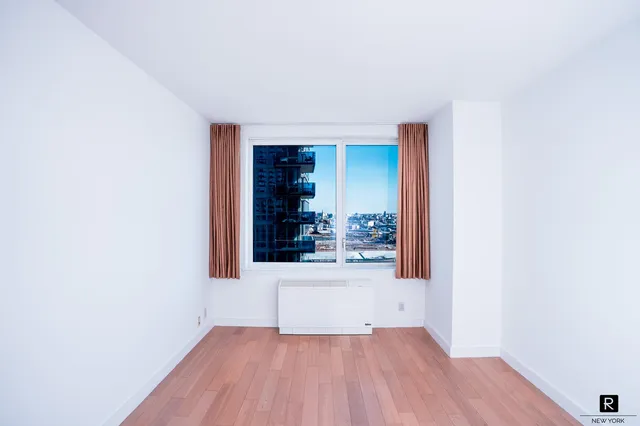 $2,295,000 | 22 North 6th Street, Unit 20D | Williamsburg