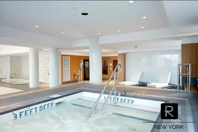 $2,295,000 | 22 North 6th Street, Unit 20D | Williamsburg