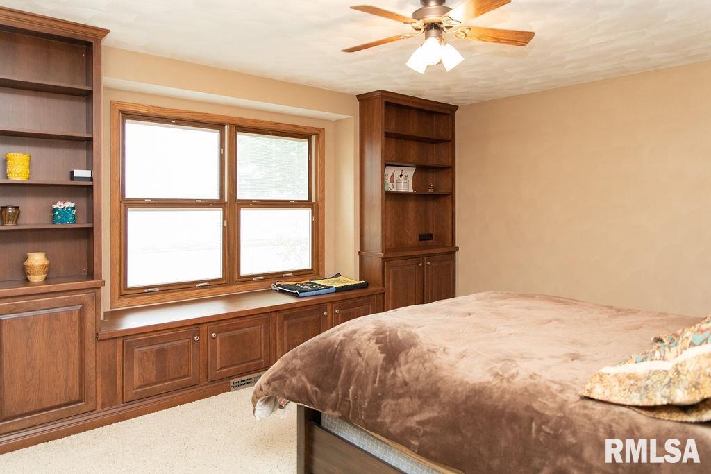 212 North 1st Avenue Hampton, IL 61256 - Photo 23 of 52 Gallery Image 23