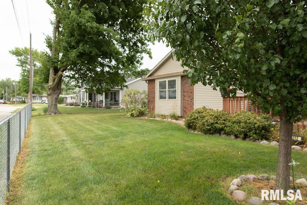 212 North 1st Avenue Hampton, IL 61256 - Photo 10 of 52 Gallery Image 10