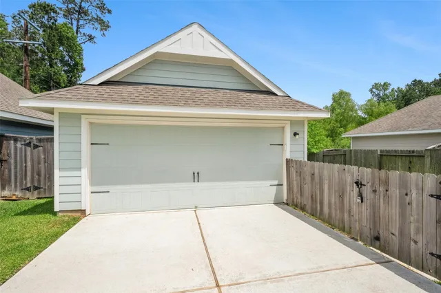 $1,695 | 222 North Lynx Trail, Montgomery, TX 77316